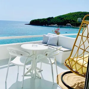 geo-art-boutique-hotel-himara.albaniahotels.org/